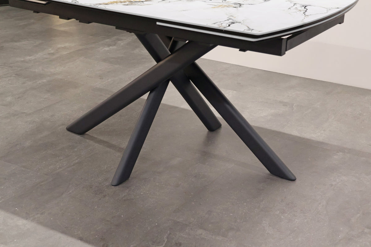 Table Calypso